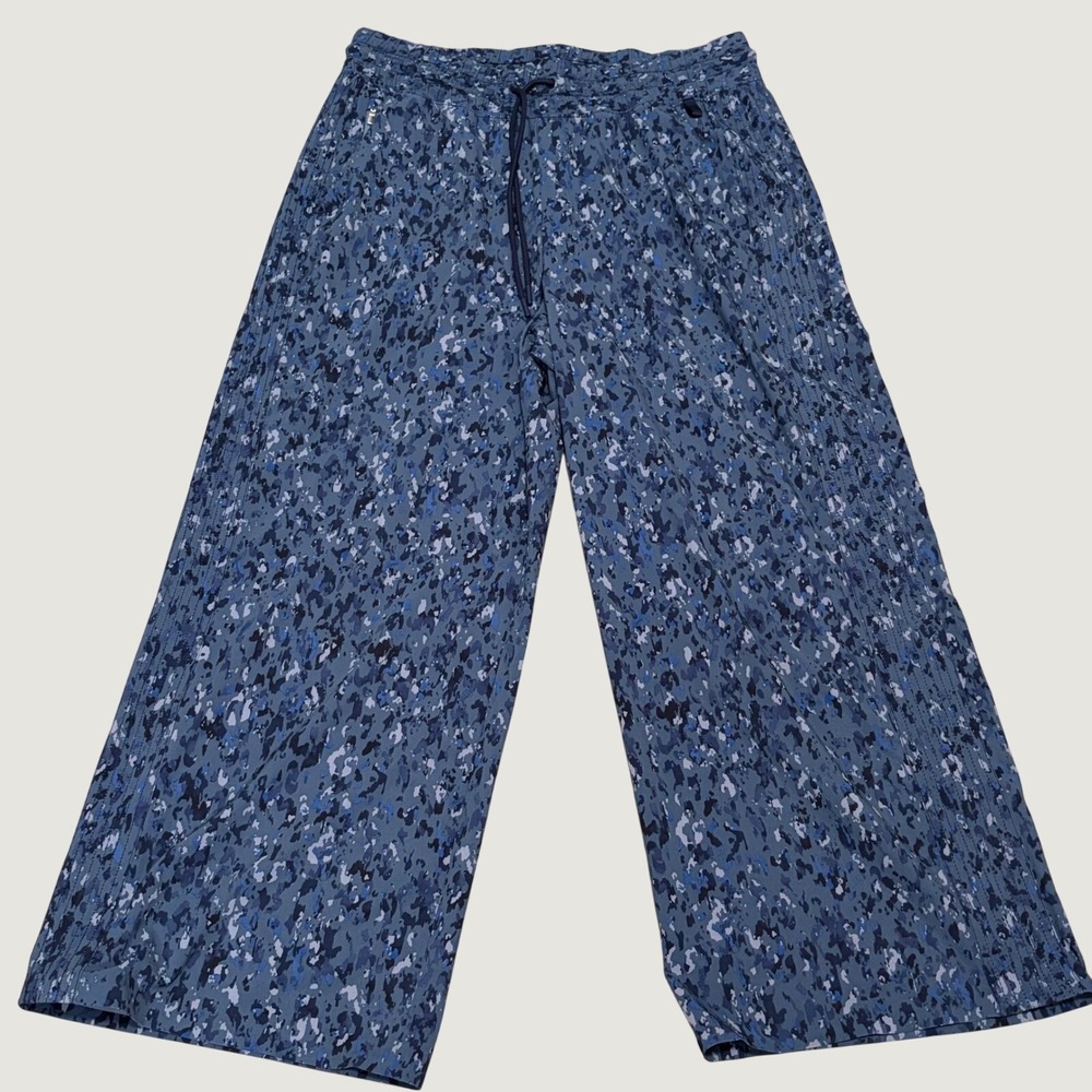 Athleta Avenue Wide Leg Crop Pant Blue Abstract Camo Print Size 10 Drawstring